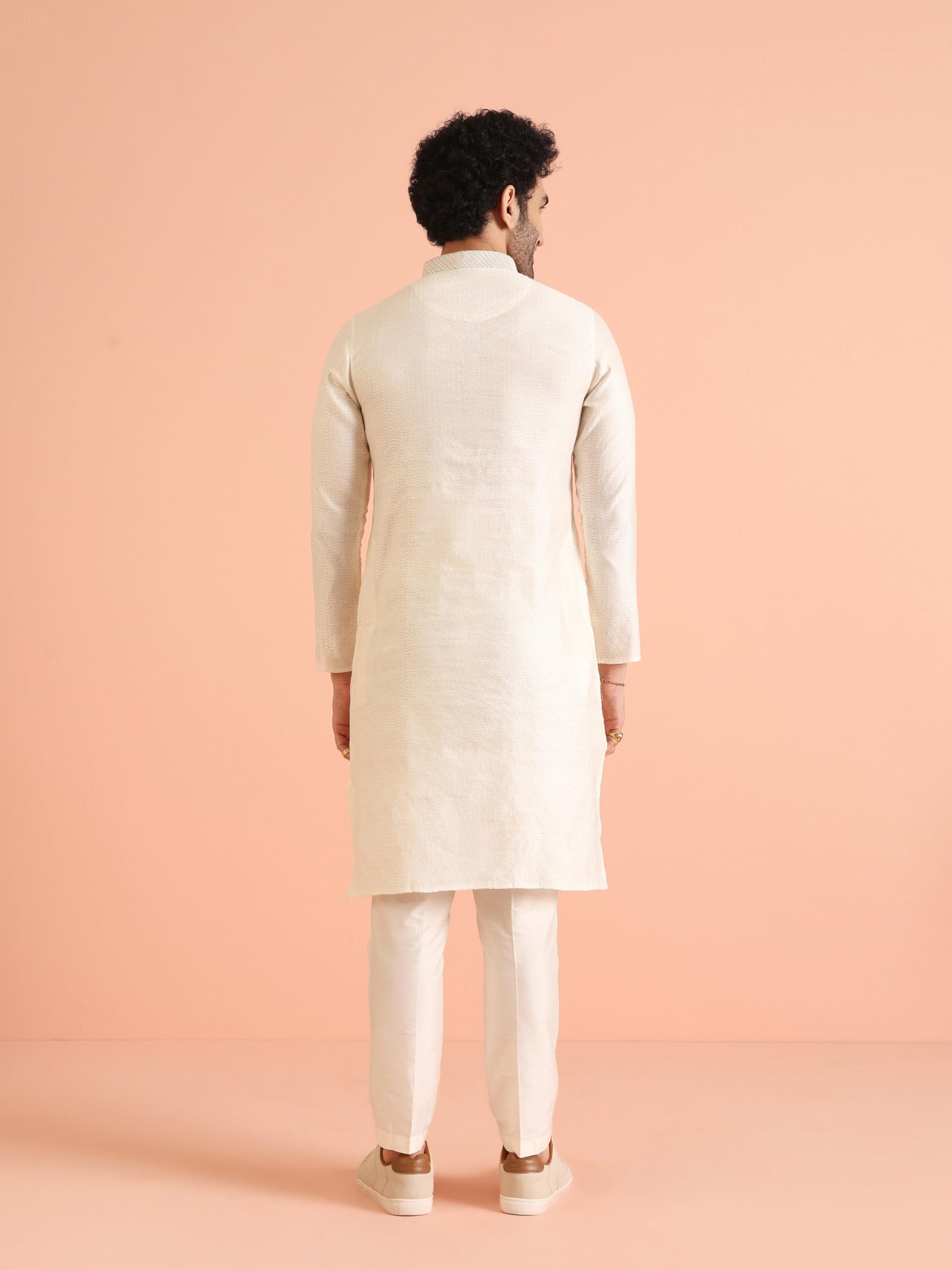 KISAH Men's Jacquard Textured Woven Kurta Pyjama Set | Festive Wedding Party Ethnic Wear (Size-L)