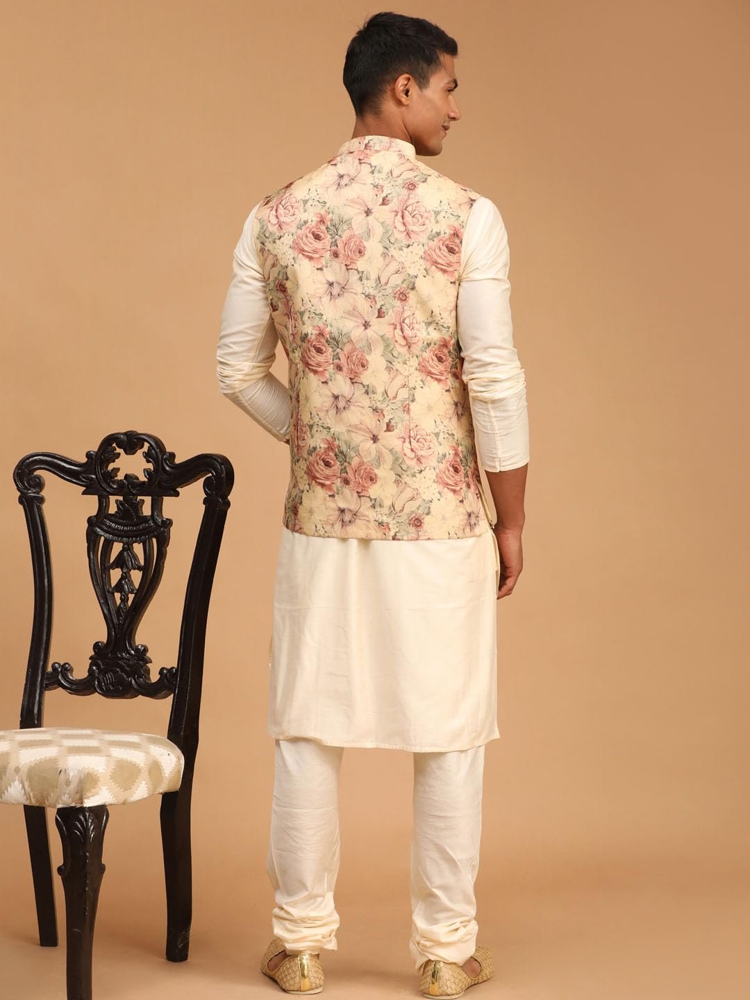 VASTRAMAY Classic Flower Print Silk Blend Printed Nehru Jacket with Kurta and Pant Style Pyjama – Elegant Ethnic Wear for Men
