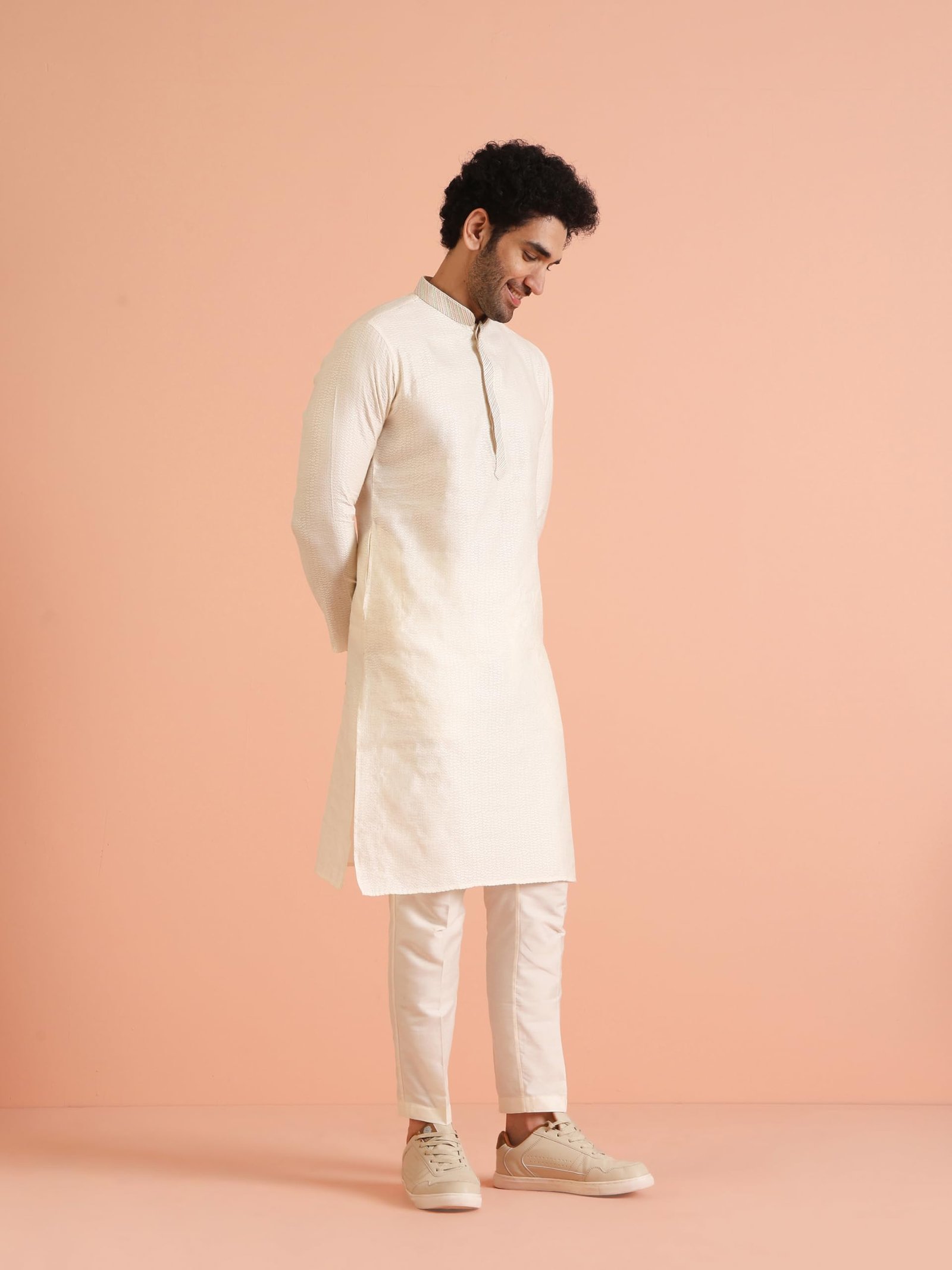 KISAH Men's Jacquard Textured Woven Kurta Pyjama Set | Festive Wedding Party Ethnic Wear (Size-L)