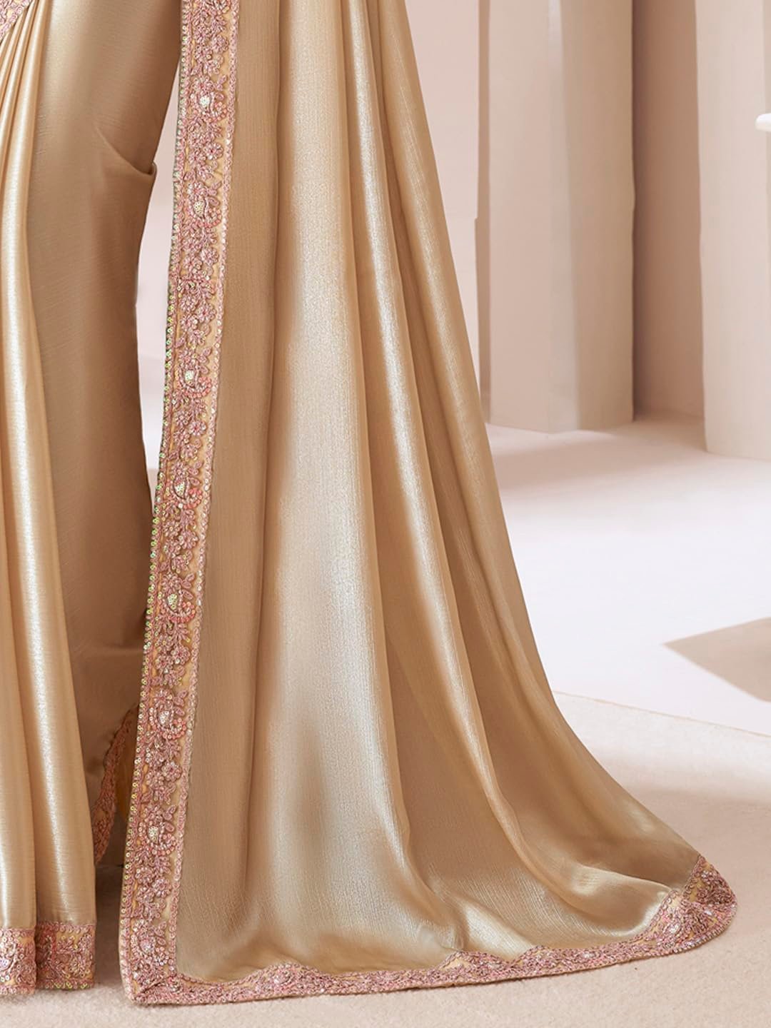 AKHILAM Women's Cream Pure Chiffon Embellished Saree With Unstitched Blouse (SNDLWOD1303_TFH)