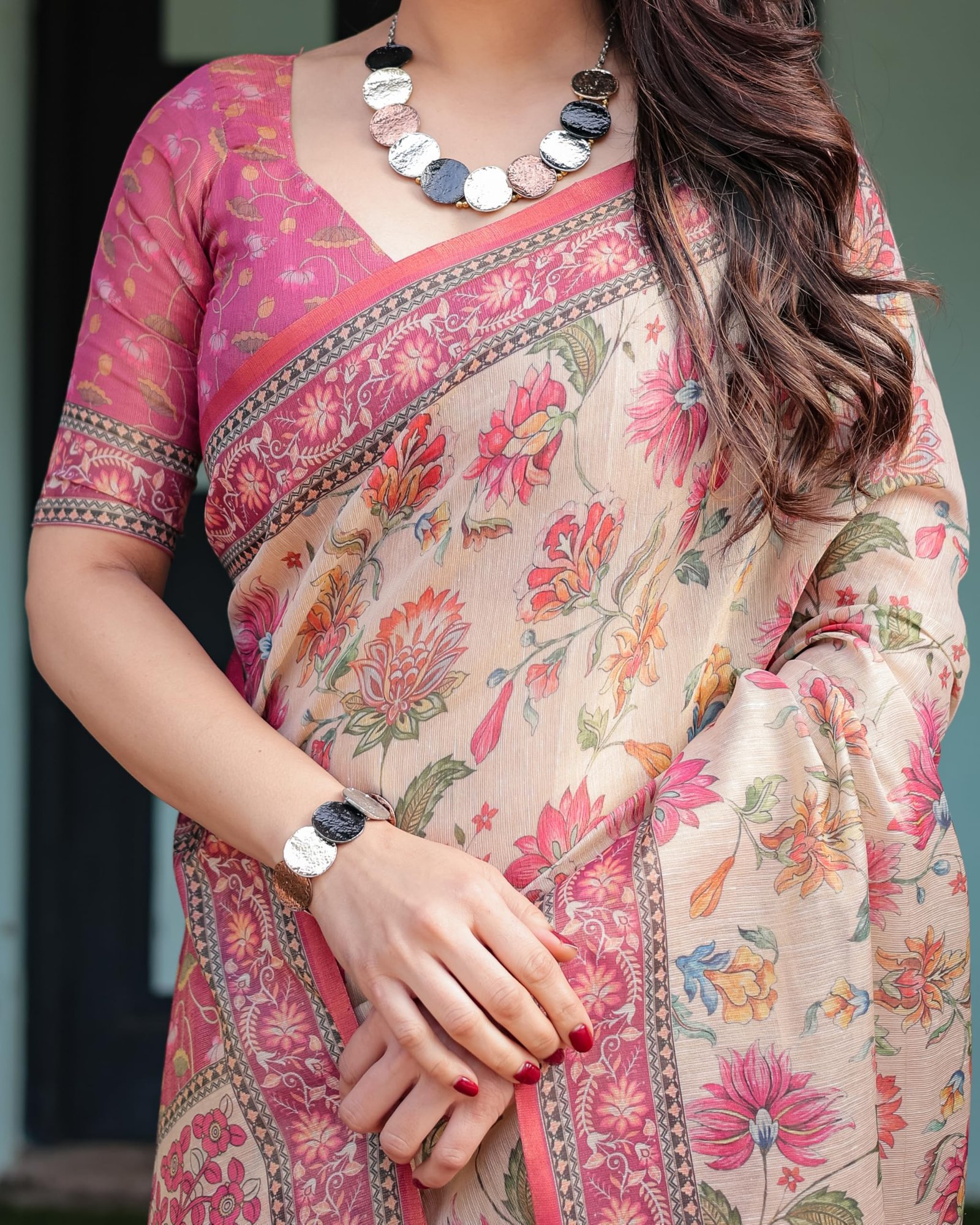 ALMAARI FASHION Traditional Cotton Silk Saree for Women with Floral Print, Pink Border, Tassels and Blouse Piece, Designer Saree, 5.5 Metres Off-White